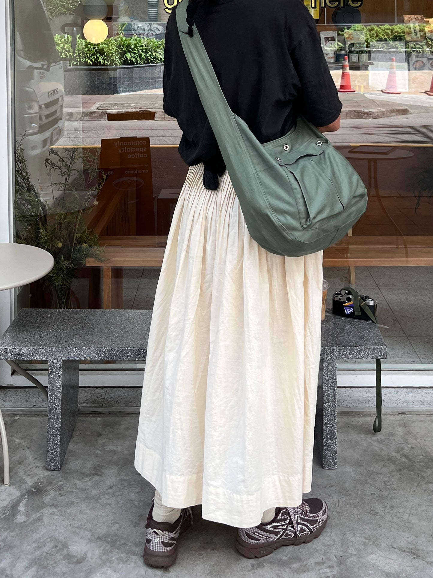 Pleated Pocket Bag - Green Sateen Twill